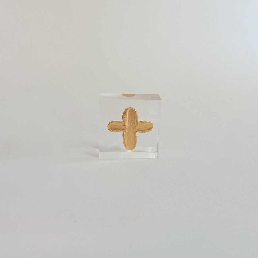 2x2 Single Gold Cross Acrylic